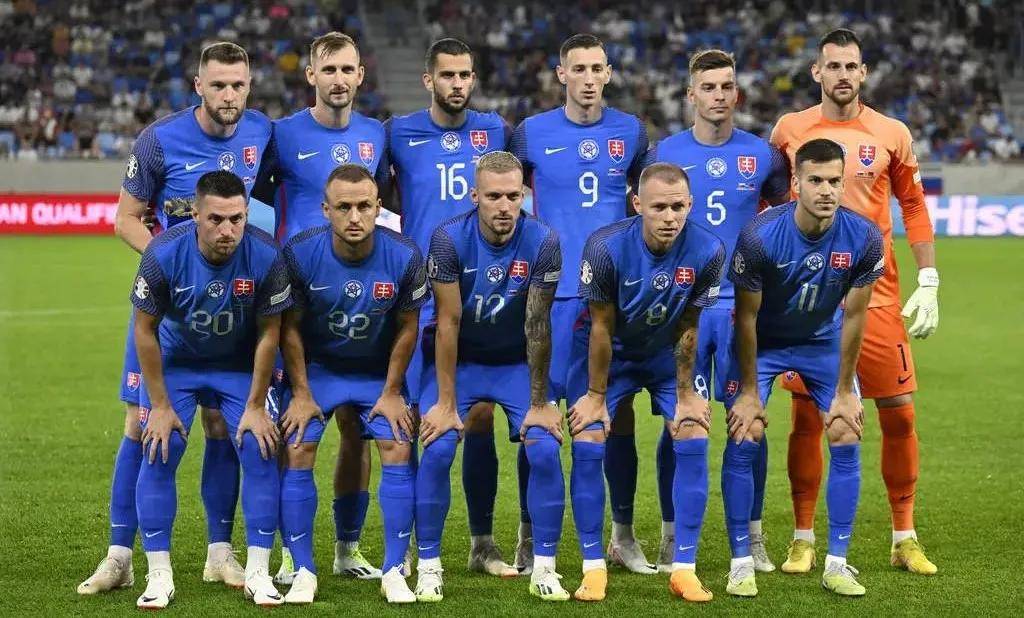 捷克狭胜斯洛伐克，晋级欧国联八强赛